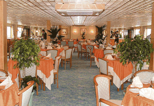 Sala da pranzo M/nave per la crociera fluviale